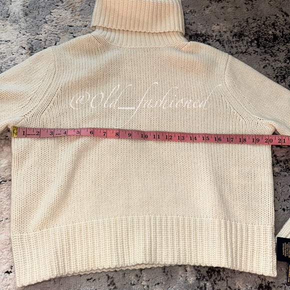 RALPH LAUREN Wool + Cashmere Sweater - Picture 8 of 11